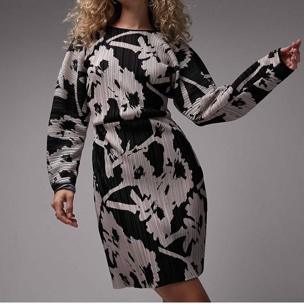 Topshop Black and Cream Floral Long Sleeve Dress